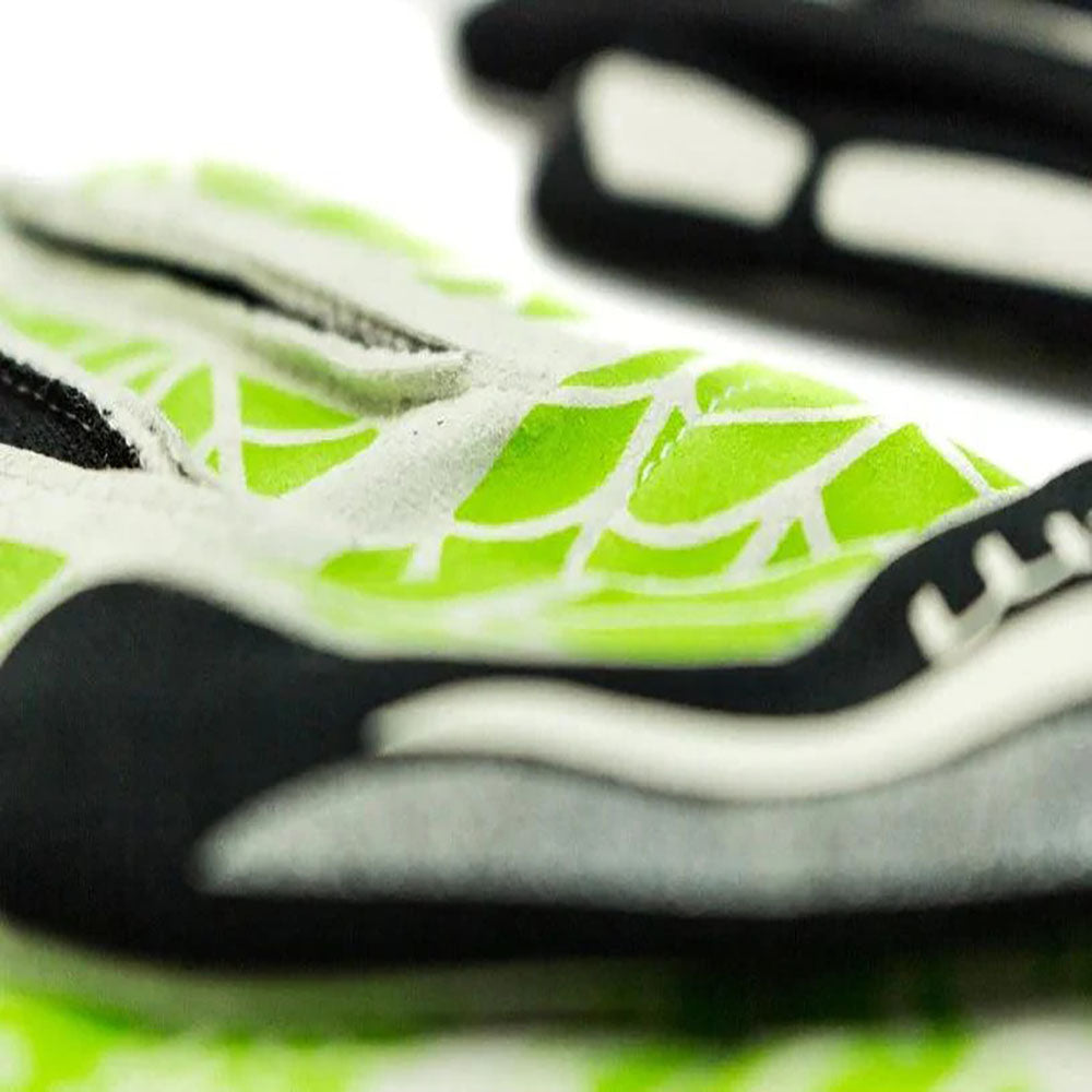 Close-up of a Freem Spider Touch 2 racing glove with green and black design