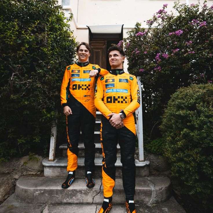 2025 F1 Racing Costume Worn by Lando Norris & Oscar Piastri Team Mclaren